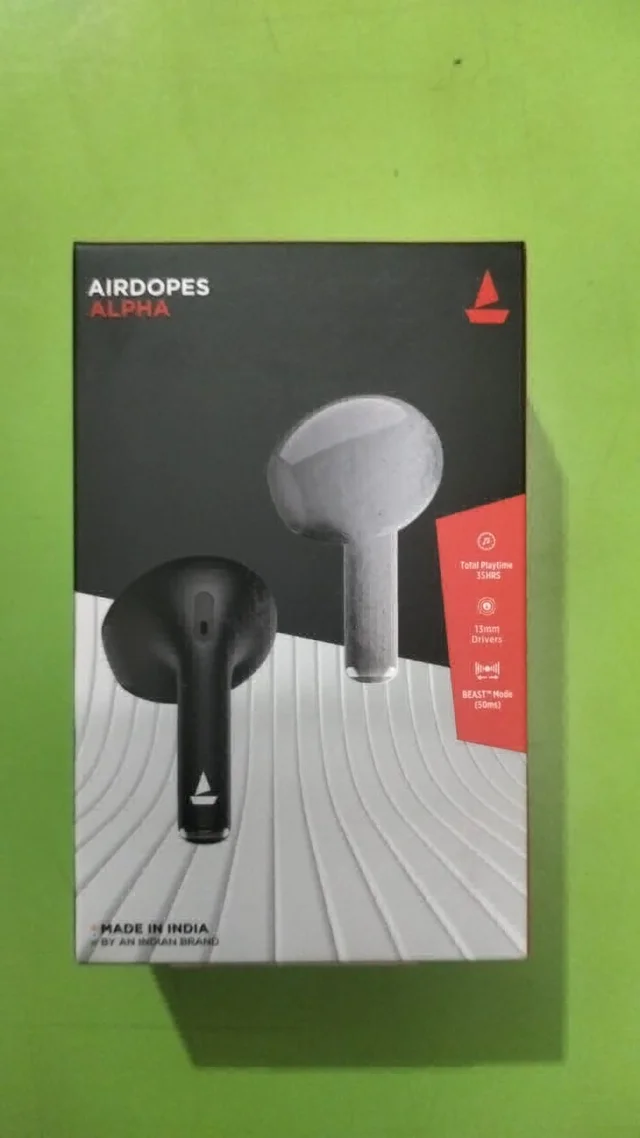 Boat Airdopes Alpha