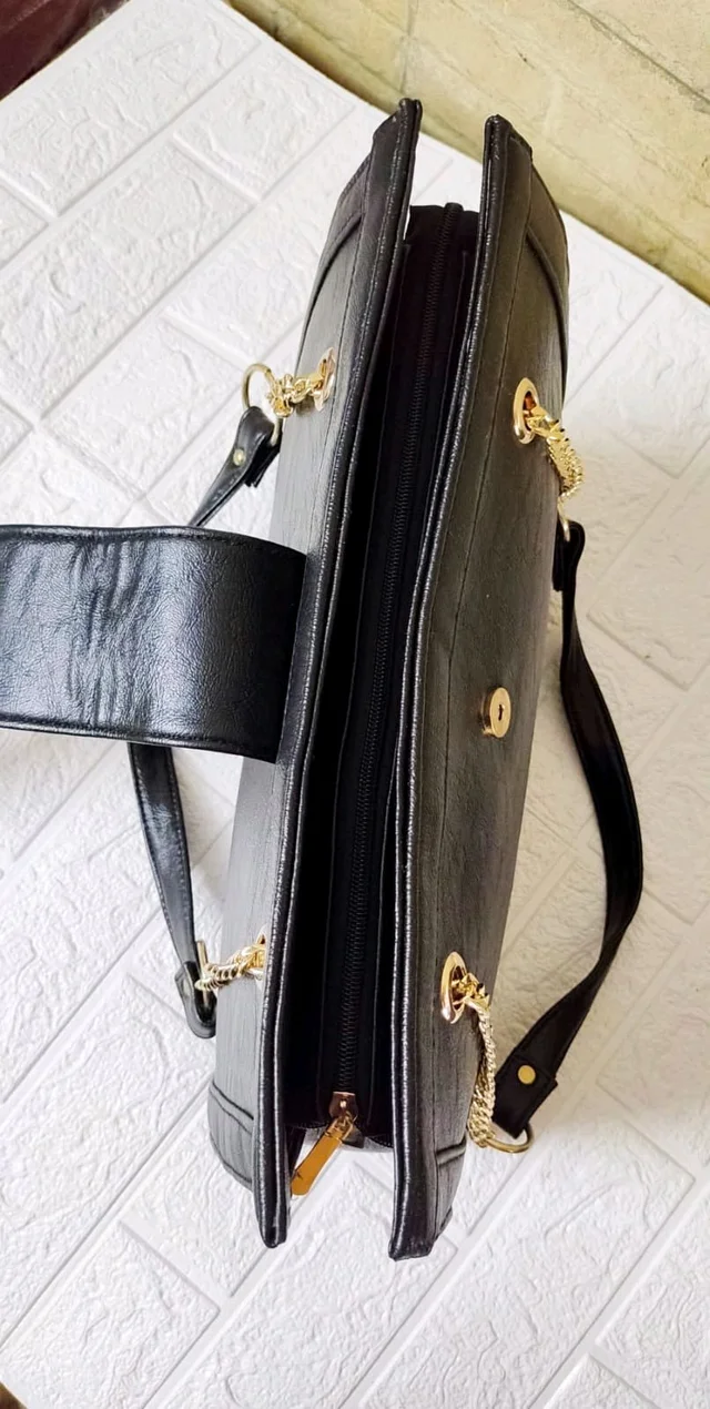 Spacious Office Tote Bag - Rich Black