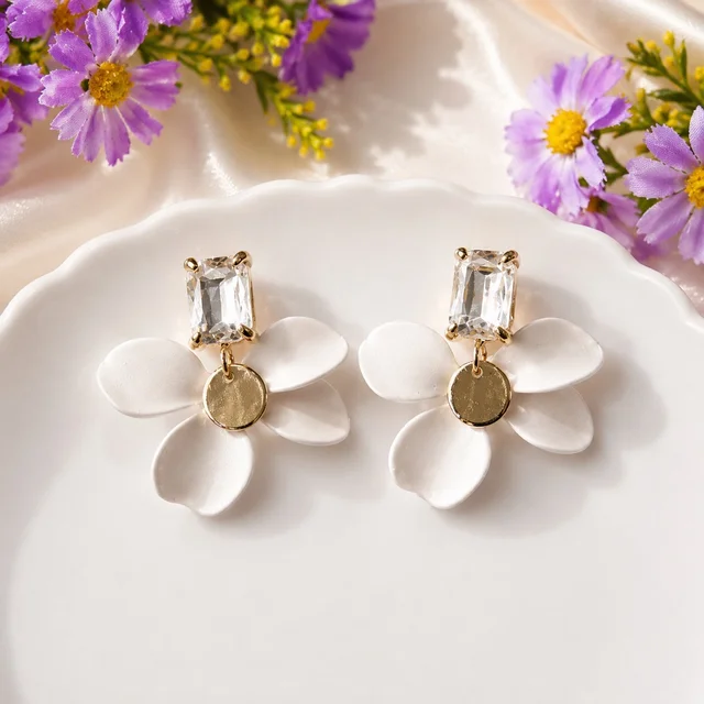*Bloom Petal Statement Earrings* ✨🌸 - OliveGreen