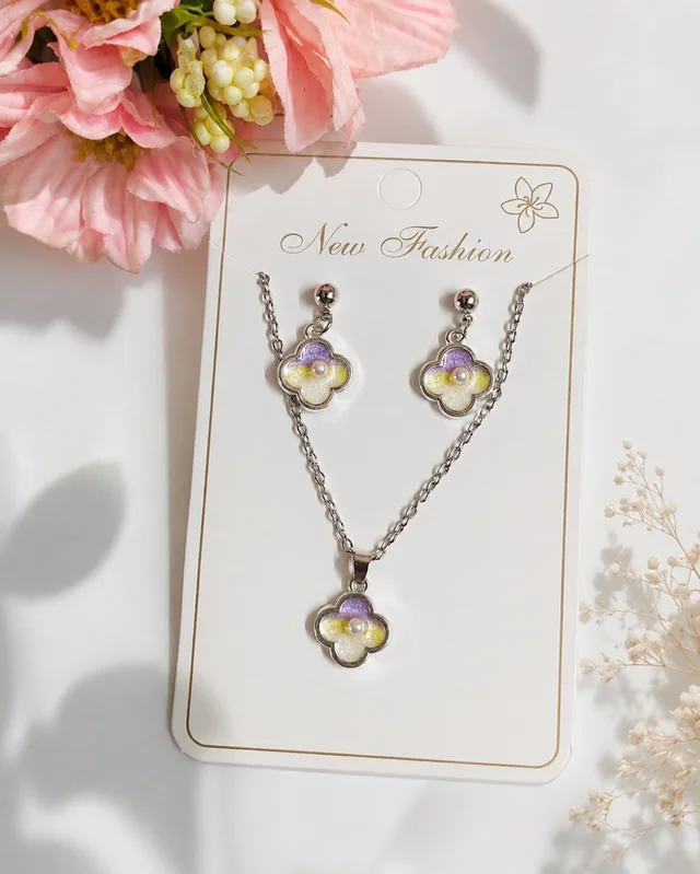 ✨Pastel Blossom Pendant Set ✨