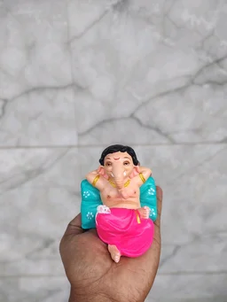 Ushi Balganesh - red