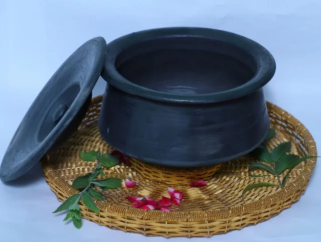 Cooking Bhagona BLACK( Approx. 4 litres )