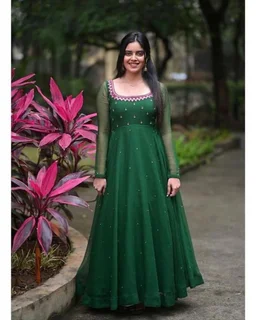 Star Pretty Look Kurti Dupatta Set - S, Black