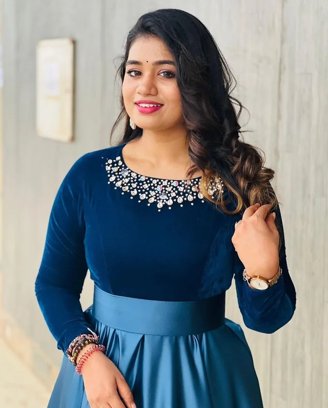 luxurious New Launching - Fully Stitched