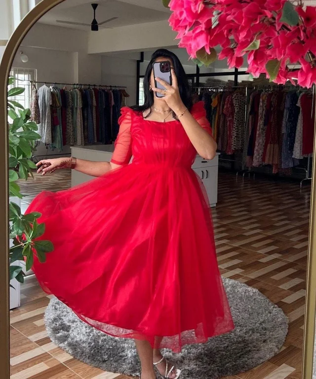 RED GOWN - 2XL