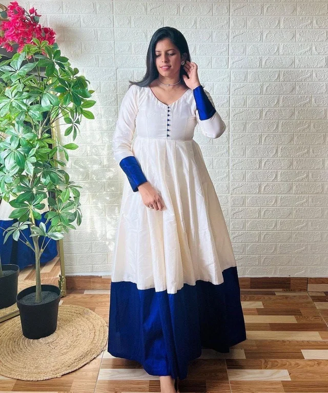 SUPER QUALITY WHITE GOWN DUPATTA - L