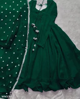 PARTYWEAR LOOK ANARKALI GOWN AND FANCY LACE WORK - White, XL
