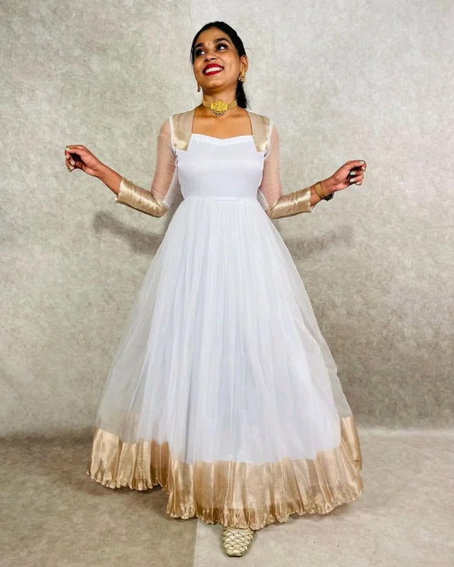 Attractive Chiffon Pattu With Dyeing Work Gown for Women - White, 3XL