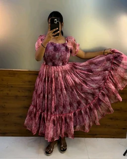 Cinderella Organza Gown - Oninon, M
