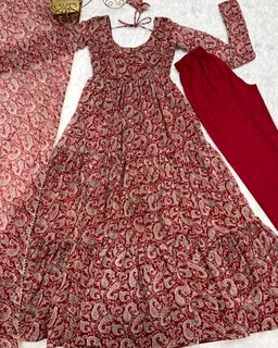 Pretty Elegant Women Dresses - Pink, XS