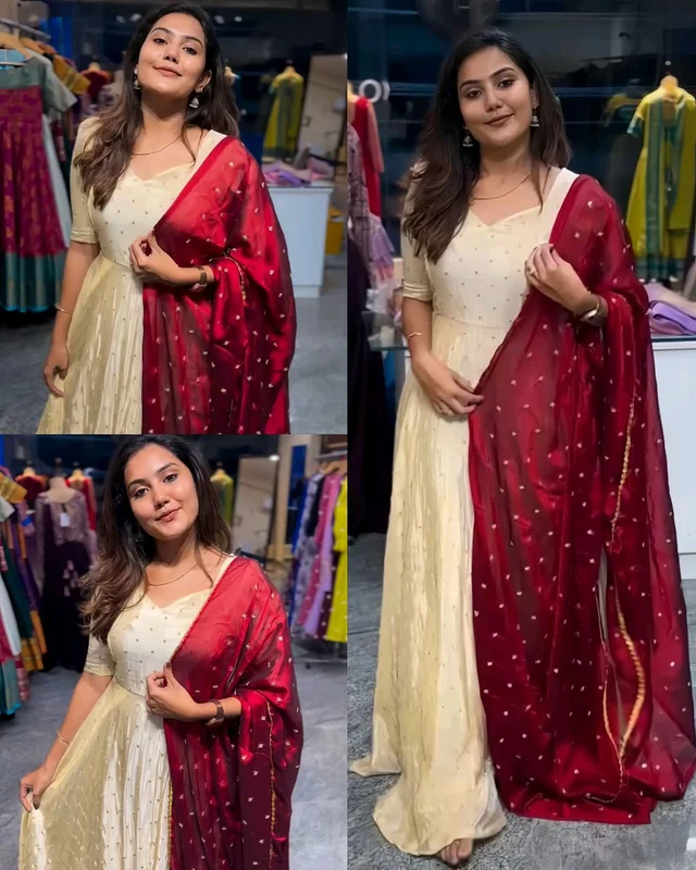 Trendy Embrace the season in style with our latest arrivals - Maroon, M