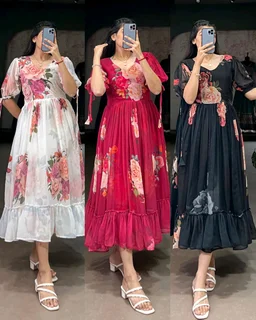 BEAUTIFUL FLORAL MAXI 🌺 🌺 - Blue, S