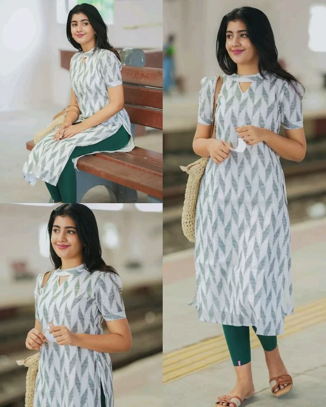 Trendy Pretty Casual Wear Women's Kurtis
- Green, XL