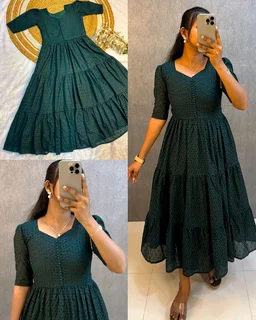 Hakoba 3 layer Gown With One Side Pocket
- Choco, S