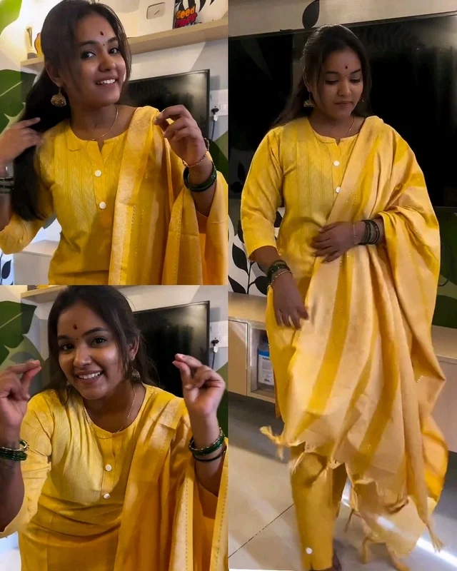 Daily college & office wear Cotton Kurta Set For Womens - Yellow, S
