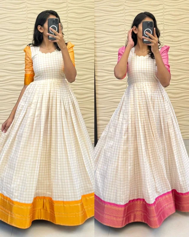 PRESENT SOUTH SPECIAL GOWN COLLECTION
- Pink, S