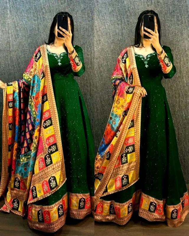 Black Beauty💣 With Colours - Green, L