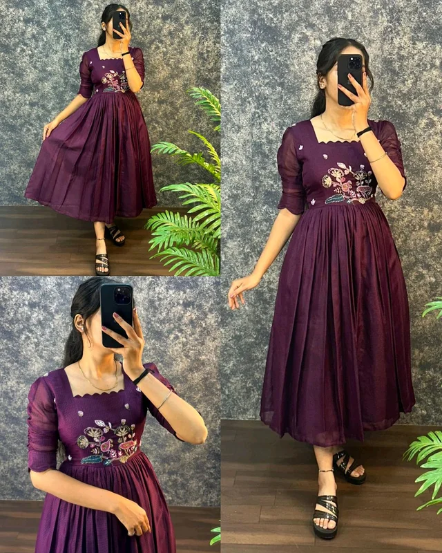 Launching Our Latest Beautiful Stylist Gown with Handowk – Where Elegance Meets Comfort
- Wine, L