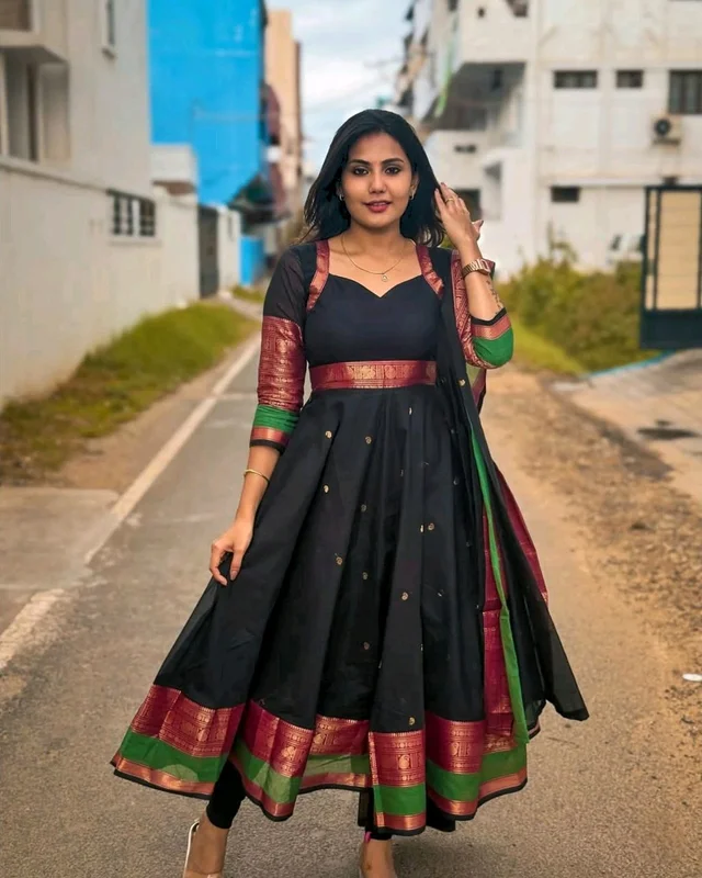 This Gown Duptta made from Silk Cotton fabric with Jacquard Weaving Jari and silk Cotton Duptta with 3 mtr Flair - 3XL