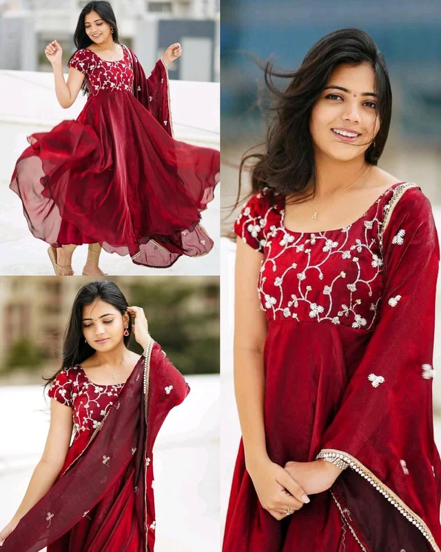 Elegance meets tradition in this Beautiful Georgette Anarkali!
- Red, 2XL