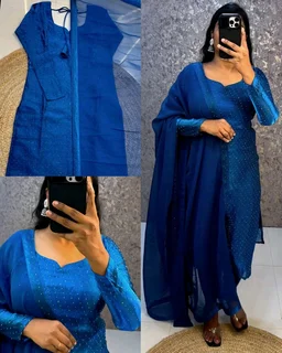 This kurti made with premium soft space silk with diamond work and matching soft georgette dupatta with 4 side lace broder
- Lavender, 2XL