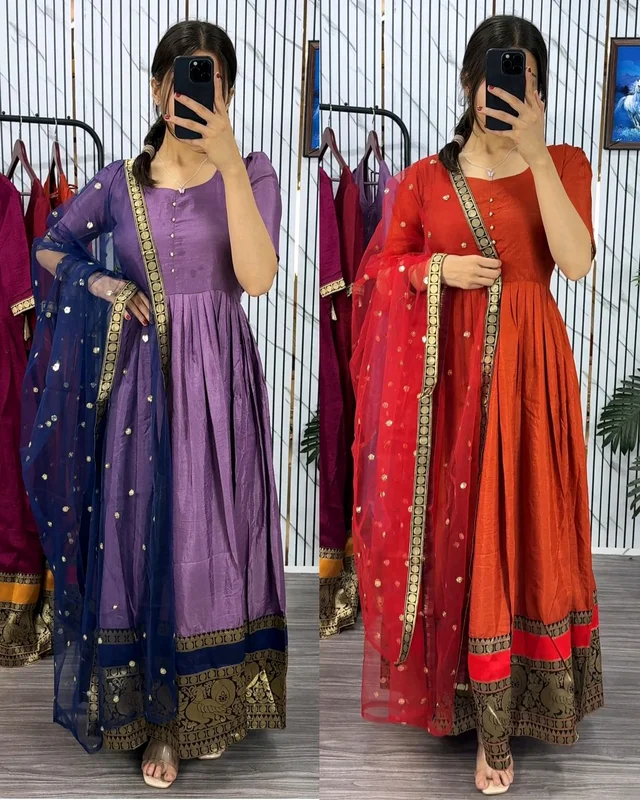 Draped in the rich elegance of anarkali with stunning traditional borders. Feeling regal and ready for the festivities!
- Wisteria, XL