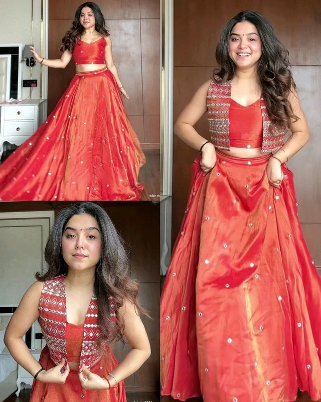Wear in 2ways ❤️ Gown + Removable coat Premium Designer Wear 🌟 - Free Size