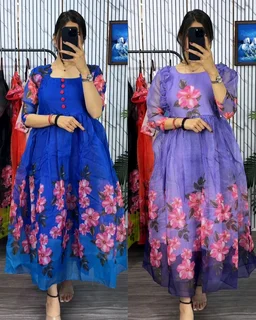 Blooming with beauty in this elegant floral print dress - Black, S