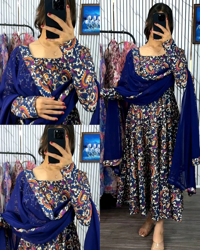 Traditional Kalamkari Graceful Anarkali crafted with modern elegance
- XL, Blue