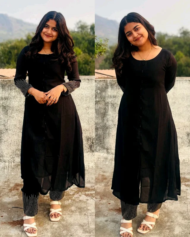 Crafted in luxurious blooming this elegant A-line kurta set is adorned with beautiful sleeve and pant handwork this work highlight rich look of the outfit
- XL, Black
