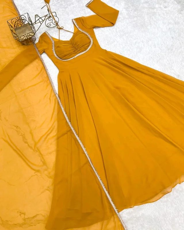 Trendy Beautiful Anarkalis Full Set - L