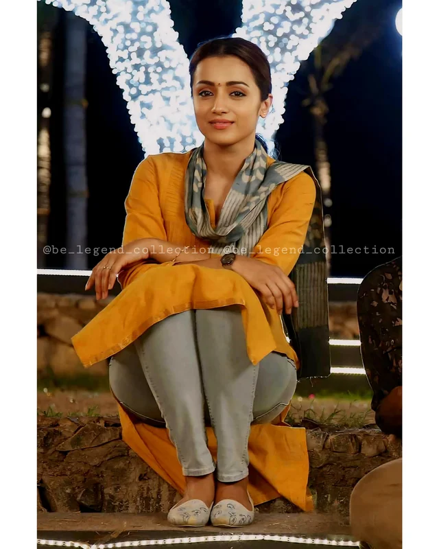 96 Movie Trisha Mam Kurti Set - XL