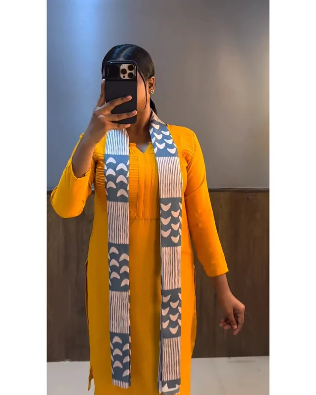 96 Movie Trisha Mam Kurti Set - XL
