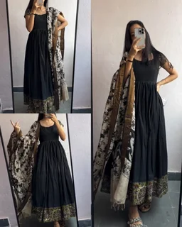Cotton Kurti Gown with full Side Banarasi Border dupattaGOWN+DUPATTA SET - Black, S