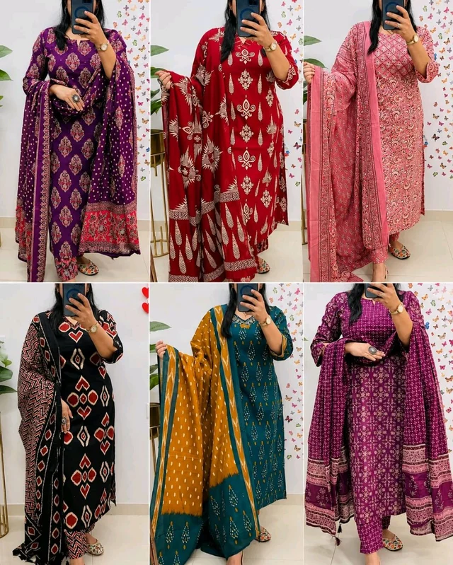 Traditional Print Cotton Blend kurti with Pant and Dupatta
- 3XL, Black