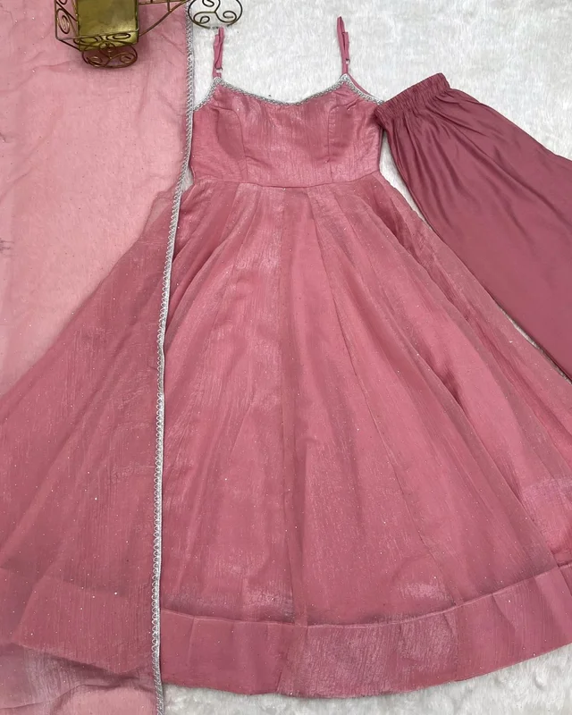 Perfect Outfit for Upcoming Festivities & Weddings - S, Pink