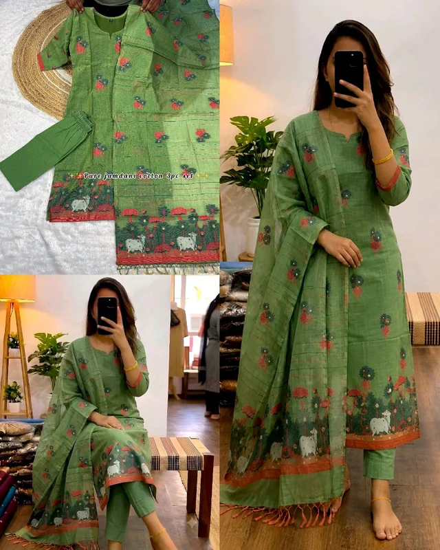 Elevate your style with this stunning pure jamdani cotton Kurti set with beautiful pichwal zari work and beautiful zari weaving dupatta and same jamdani cotton pant
- S, Green