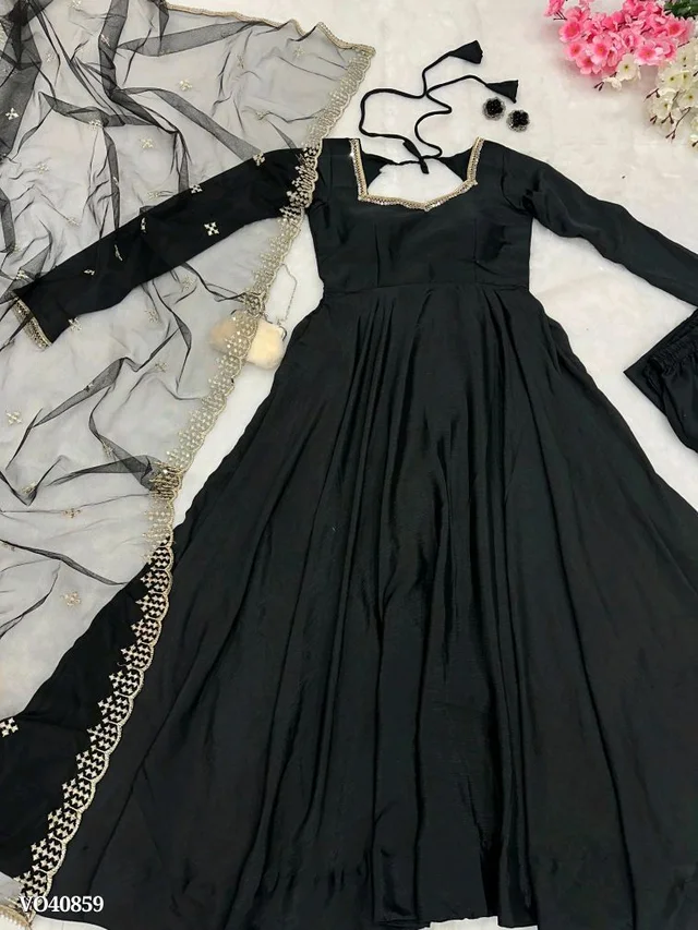 You gonna love elegance with Modern touch 🌸 - M, Black