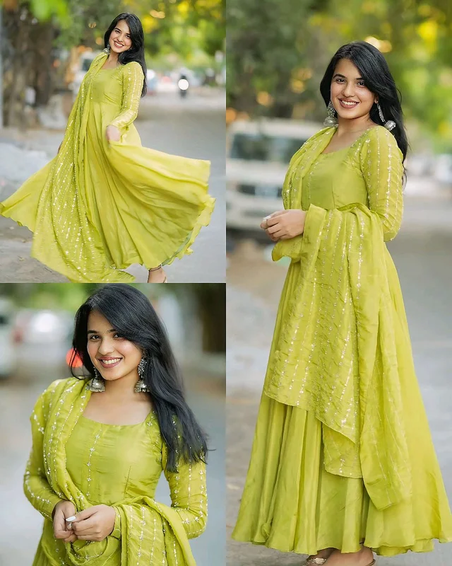 New Festival Rare Colour Spacial Gown with Duptta - M