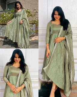 Launching New Party Wear Look Pur Twil Gold Net Anarkali Gown,Dupatta & Plazzo Set - peach, Free Size