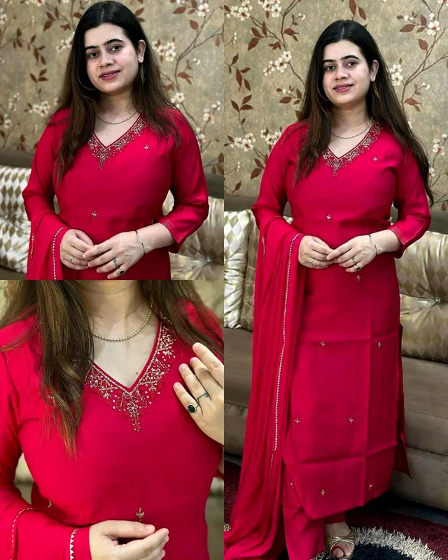 Beautiful Dreamy Elegant Suit - Guardsman Red, L