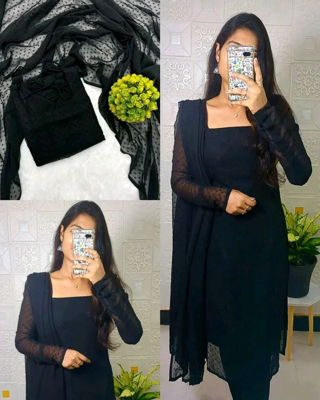 Recreation outfit Vaaranan Aayiram "Meghna' White With Colours - Black, S