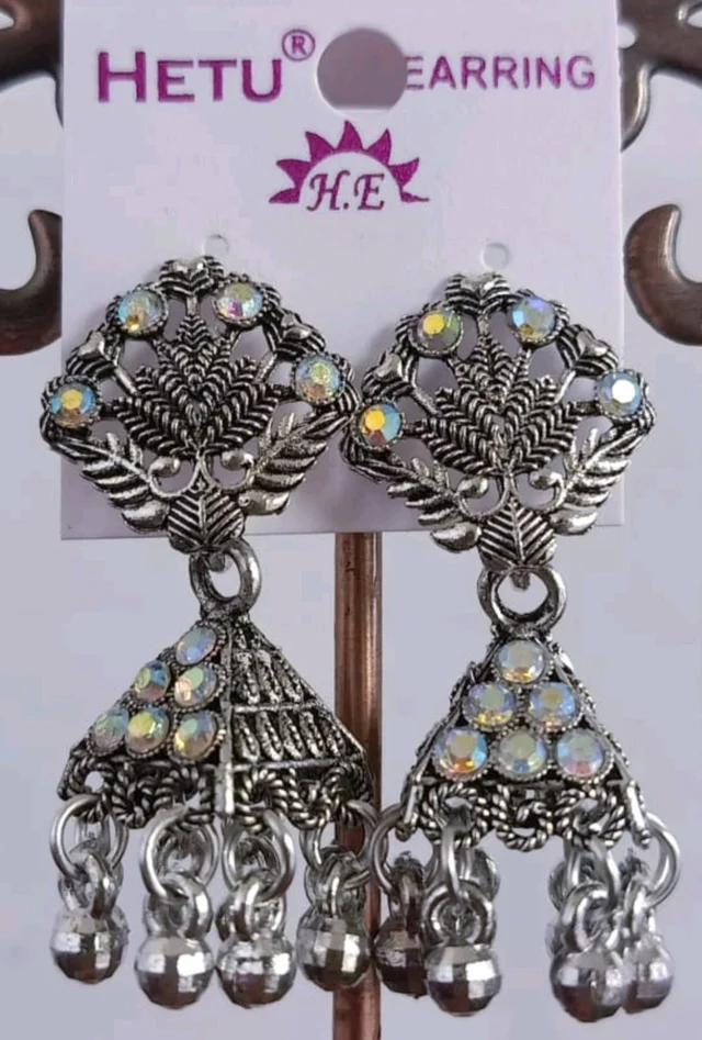 Black Earring 9A6