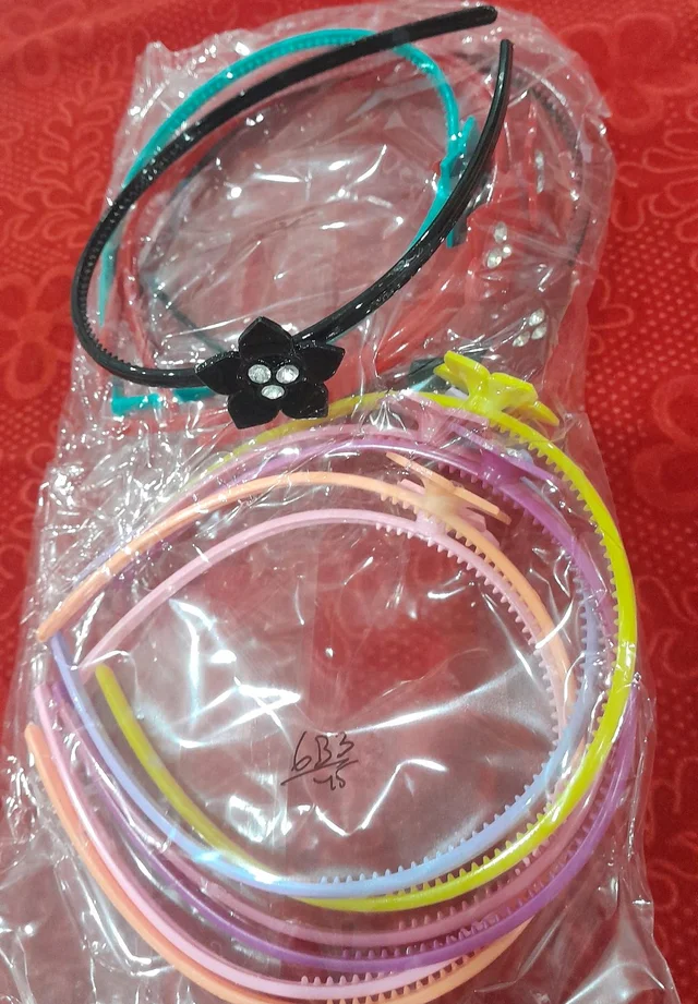 Head Clip 6B3