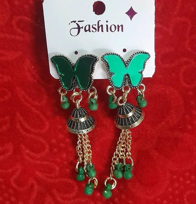 Black Earring 10D3