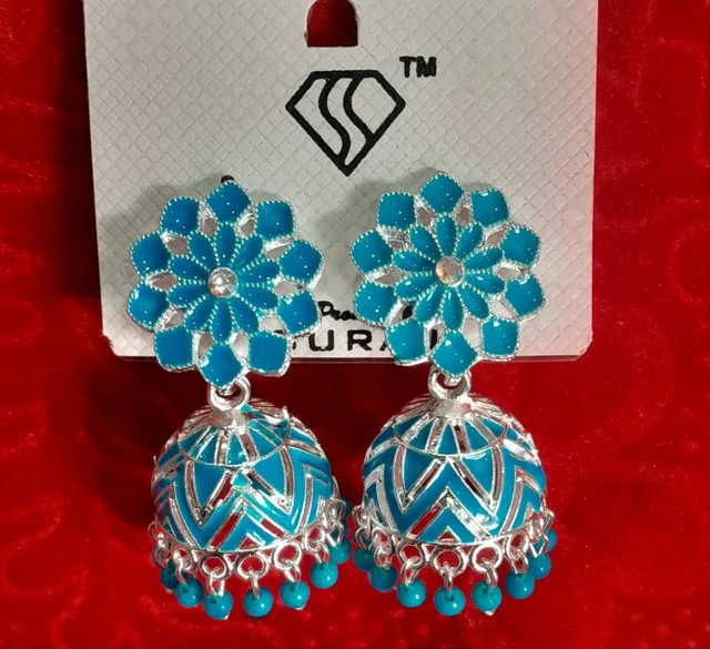 Black Earring 10A2