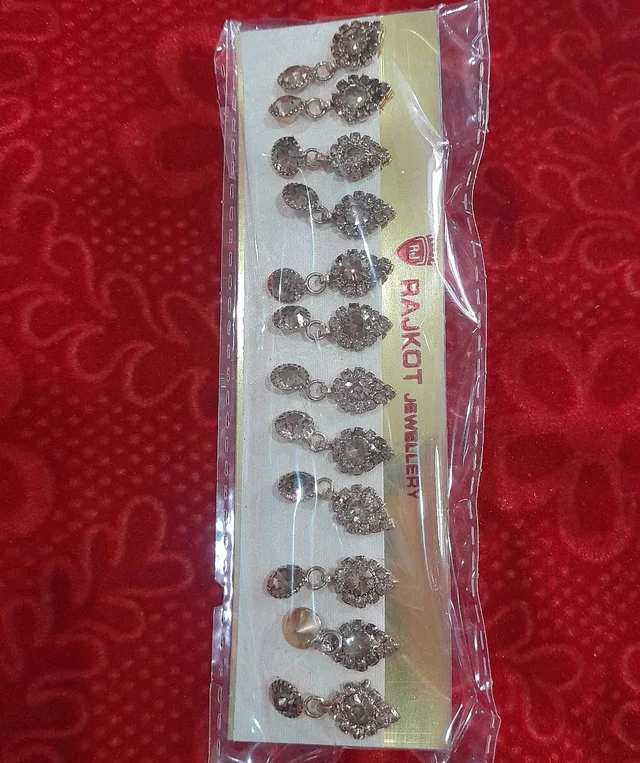 Ston Earring 10B1