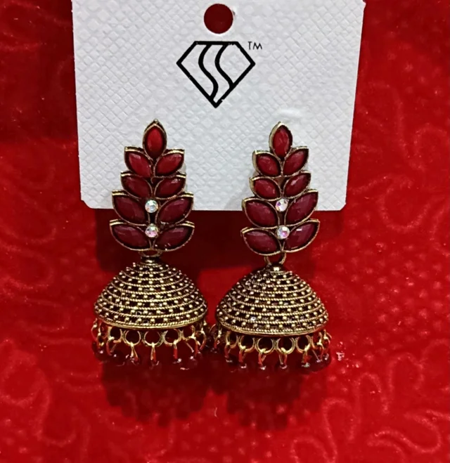 Black Earring 12e4