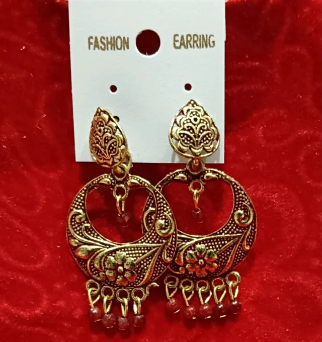 Black Earring 12e8