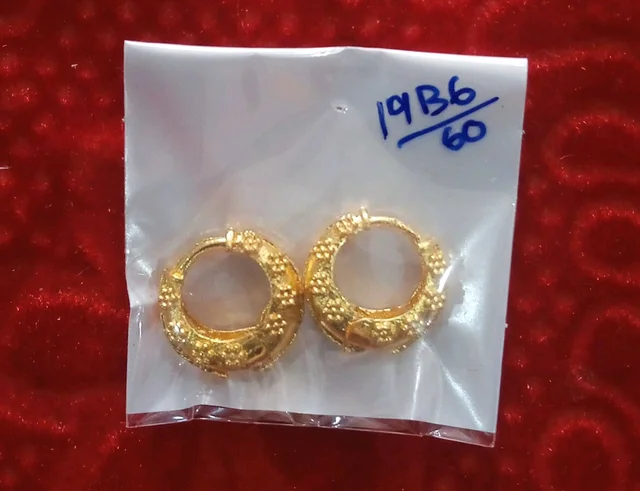 Earring 19b6